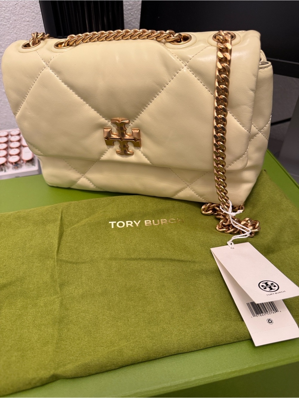 Tory Burch Kira Diamond Quilt Small Convertible Shoulder Bag
Frozen Zest